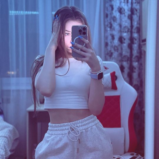 olyy__12