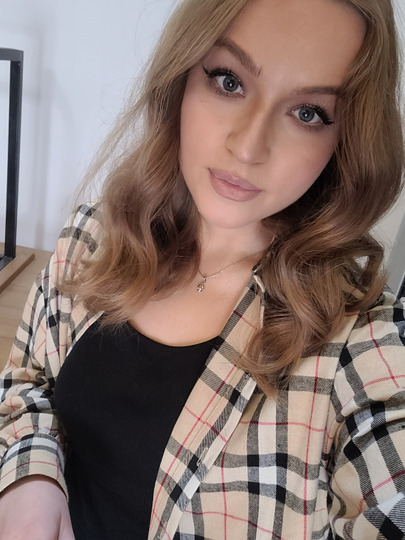 MilanaFox25