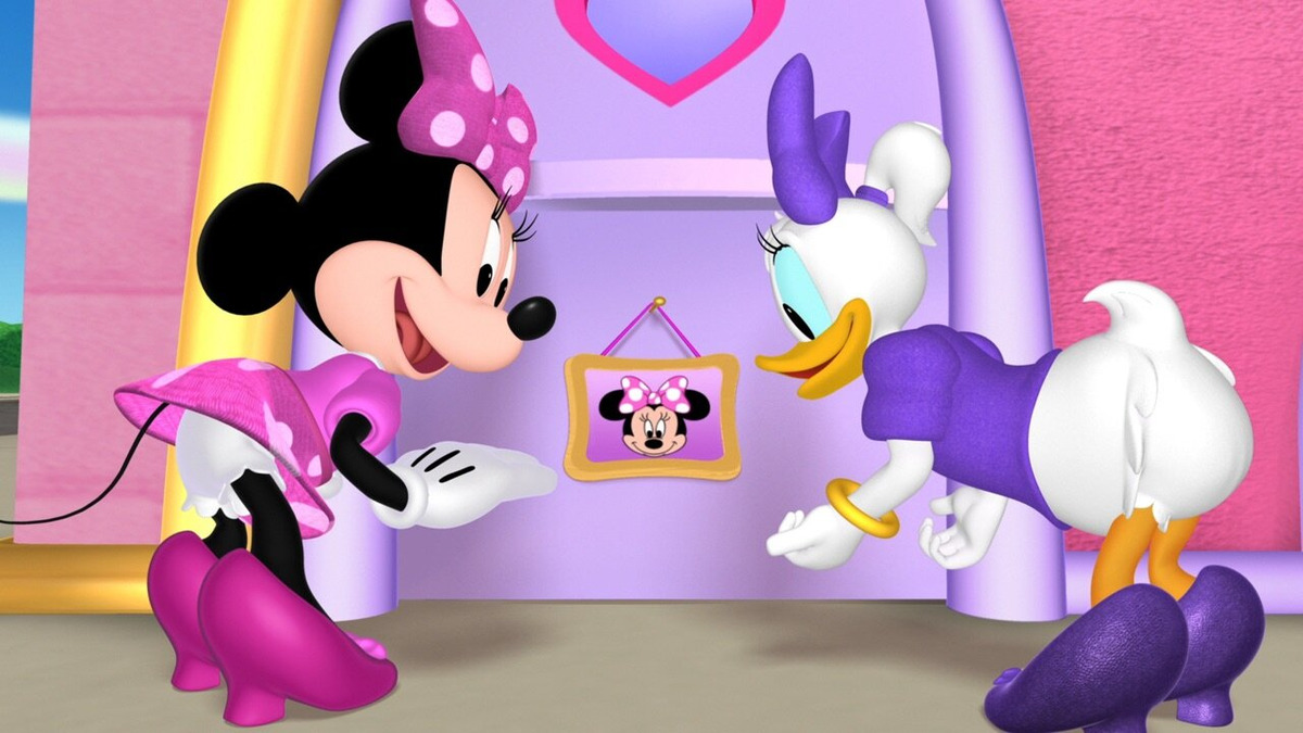 Bow toon. Минни мультики 09 серия 2 сезон. Мультики Минни мультсериал 2023. Minnie's Bow toons Pet. Minnie Bow toons Alarm.