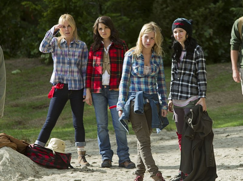 Life Unexpected — s02e07 — Camp Grounded