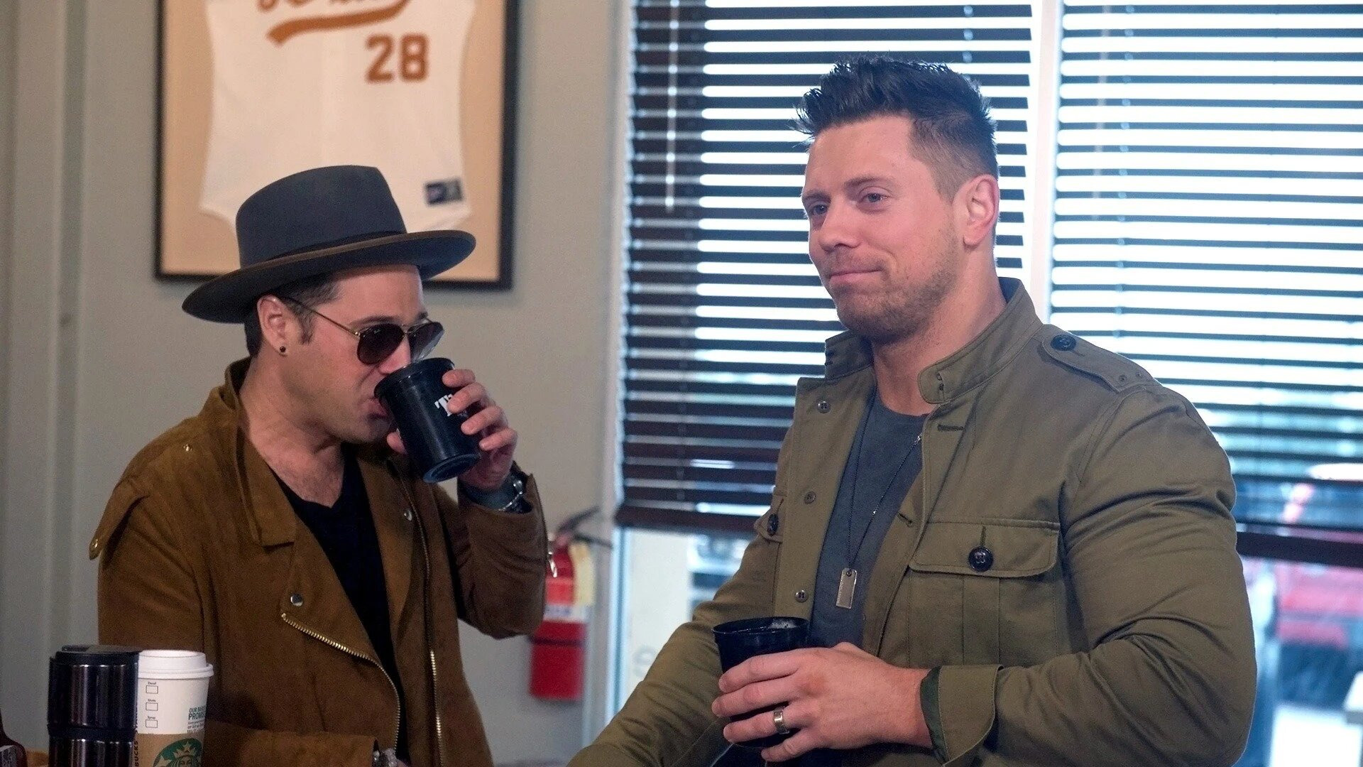 Miz & Mrs — s01e17 — Heel No More