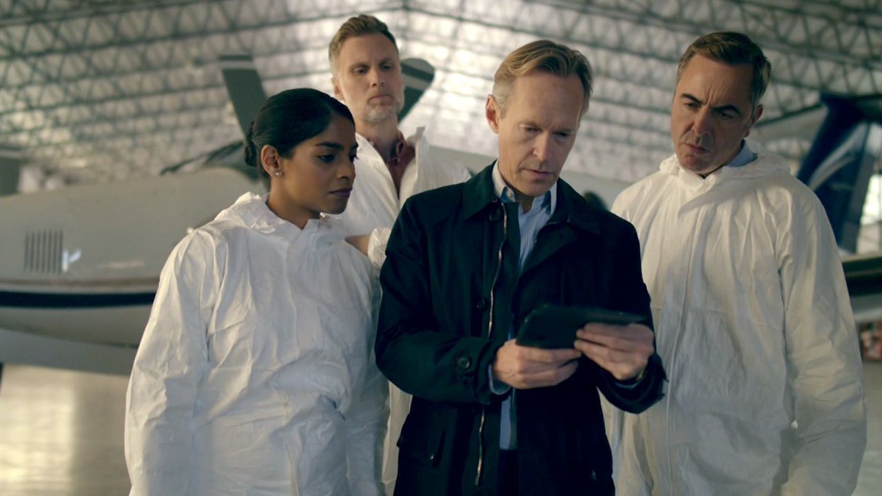 Счастливчик — s02e06 — 6. The Point of No Return