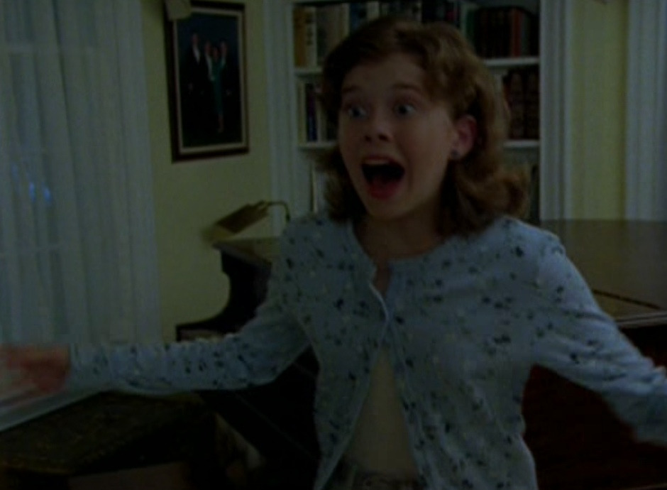 Мурашки — s04e04 — The Ghost Next Door (2)