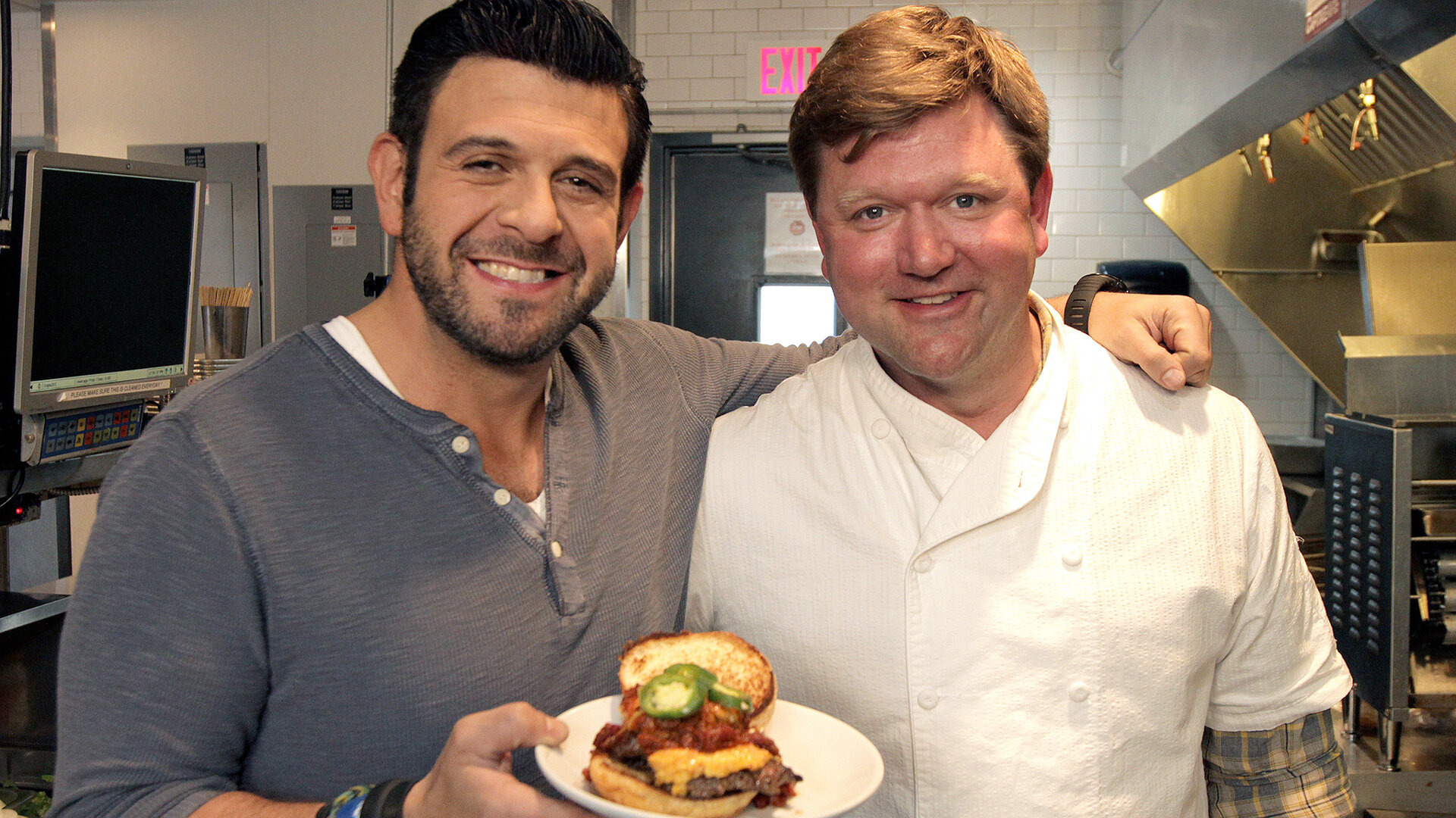 Eat secret. Eat secret. Eat secret. Вредная еда девушка. Eat secret.