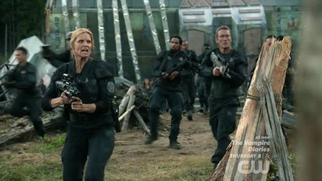 Сотня — s02e02 — Inclement Weather
