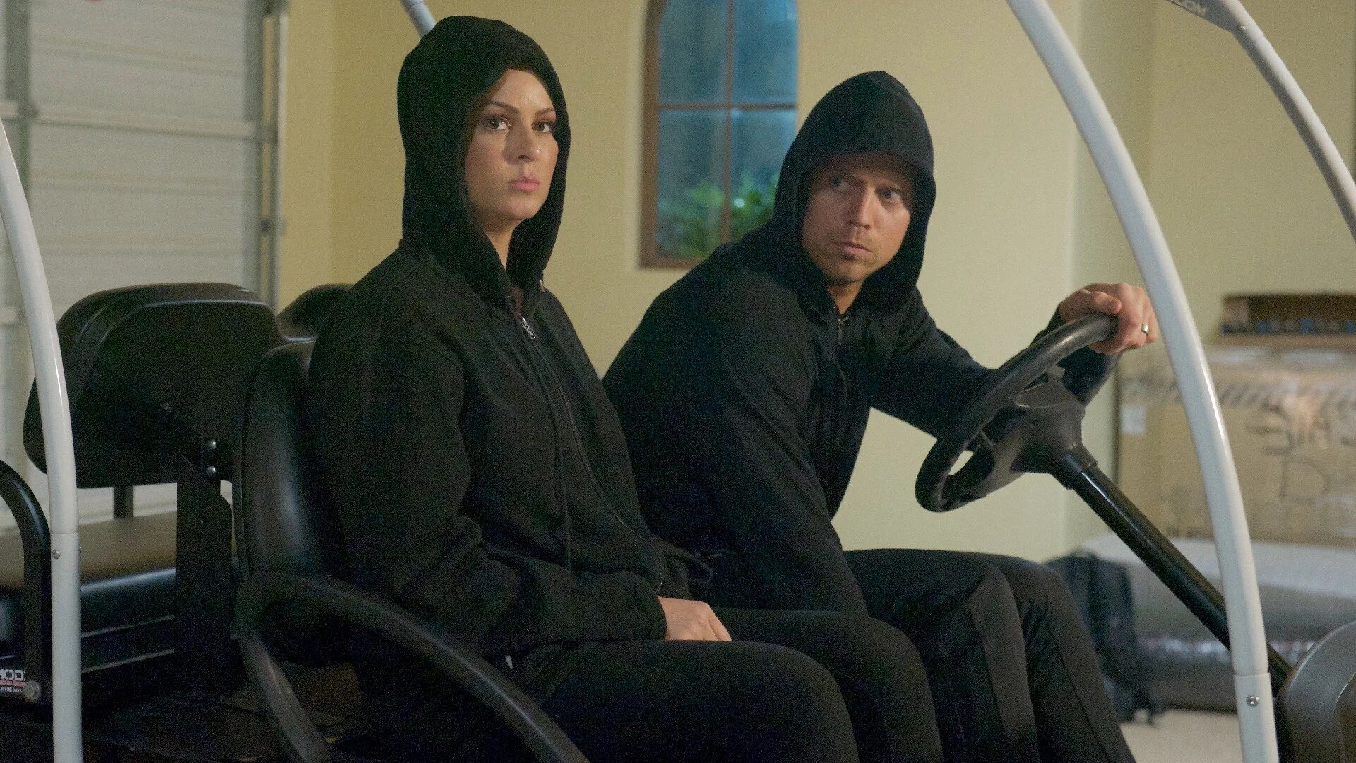 Miz & Mrs — s01e08 — Mr. Mizanin's Neighborhood