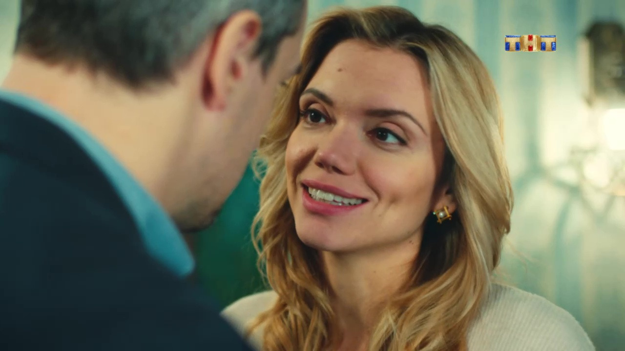 Алиса улица тнт. Алиса улица тнт. Алиса улица тнт. Алиса из улицы. Алиса из улицы.