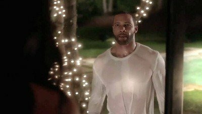 Being Mary Jane — s01e04 — The Huxtables Have Fallen