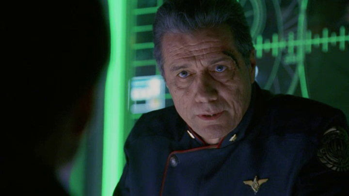 Звёздный крейсер Галактика — s01 special-4 — Battlestar Galactica: The Miniseries (2)
