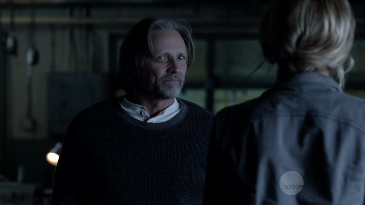 Укушенная — s03e04 — A Quiet Dog