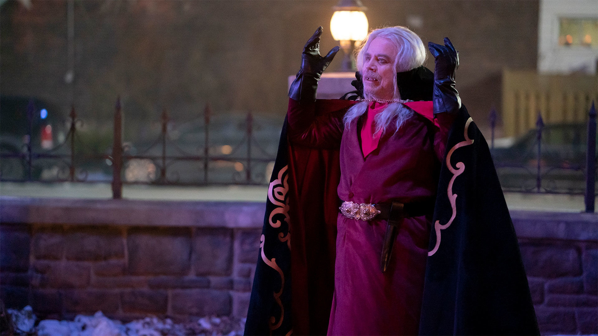 What We Do in the Shadows — s02e06 — On the Run
