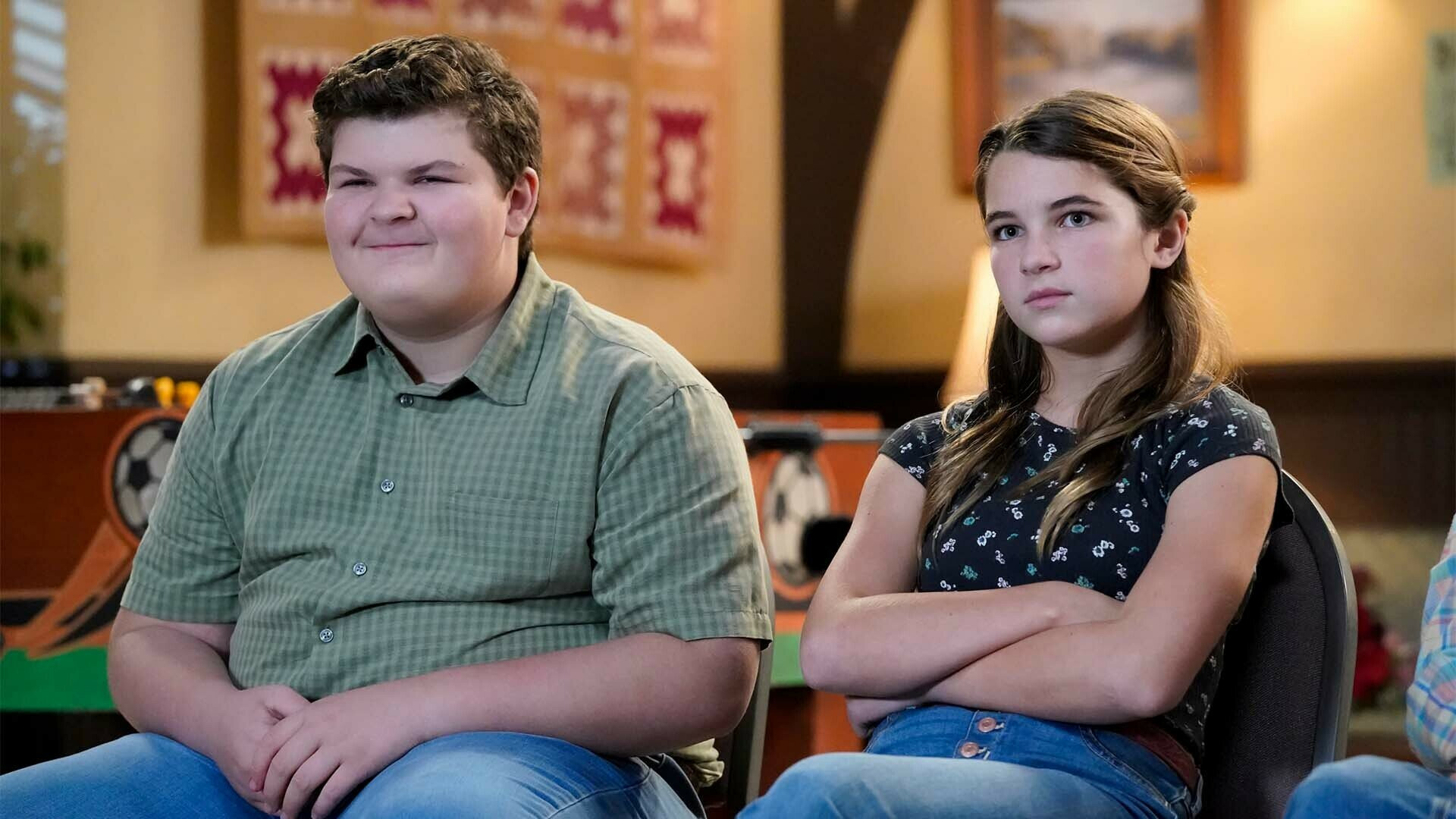 Young Sheldon — s05e11 — A Lock-In, a Weather Girl and a Disgusting Habit
