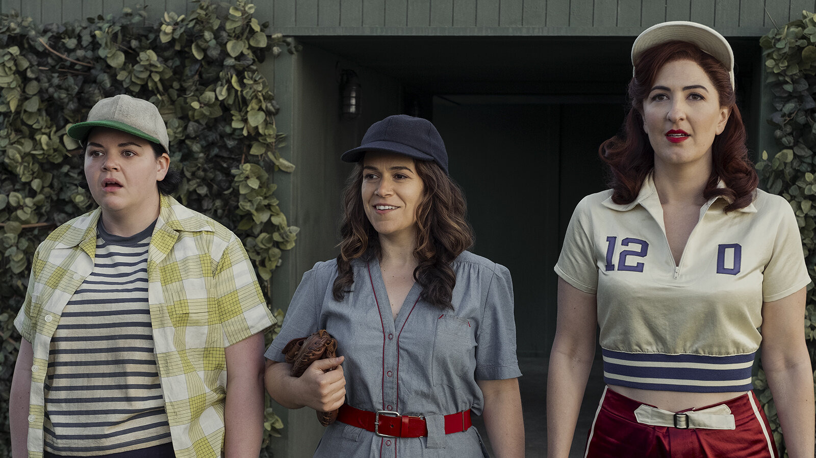 A League of Their Own — s01e01 — Batter Up