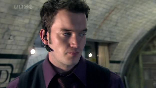 Торчвуд — s01e12 — Captain Jack Harkness