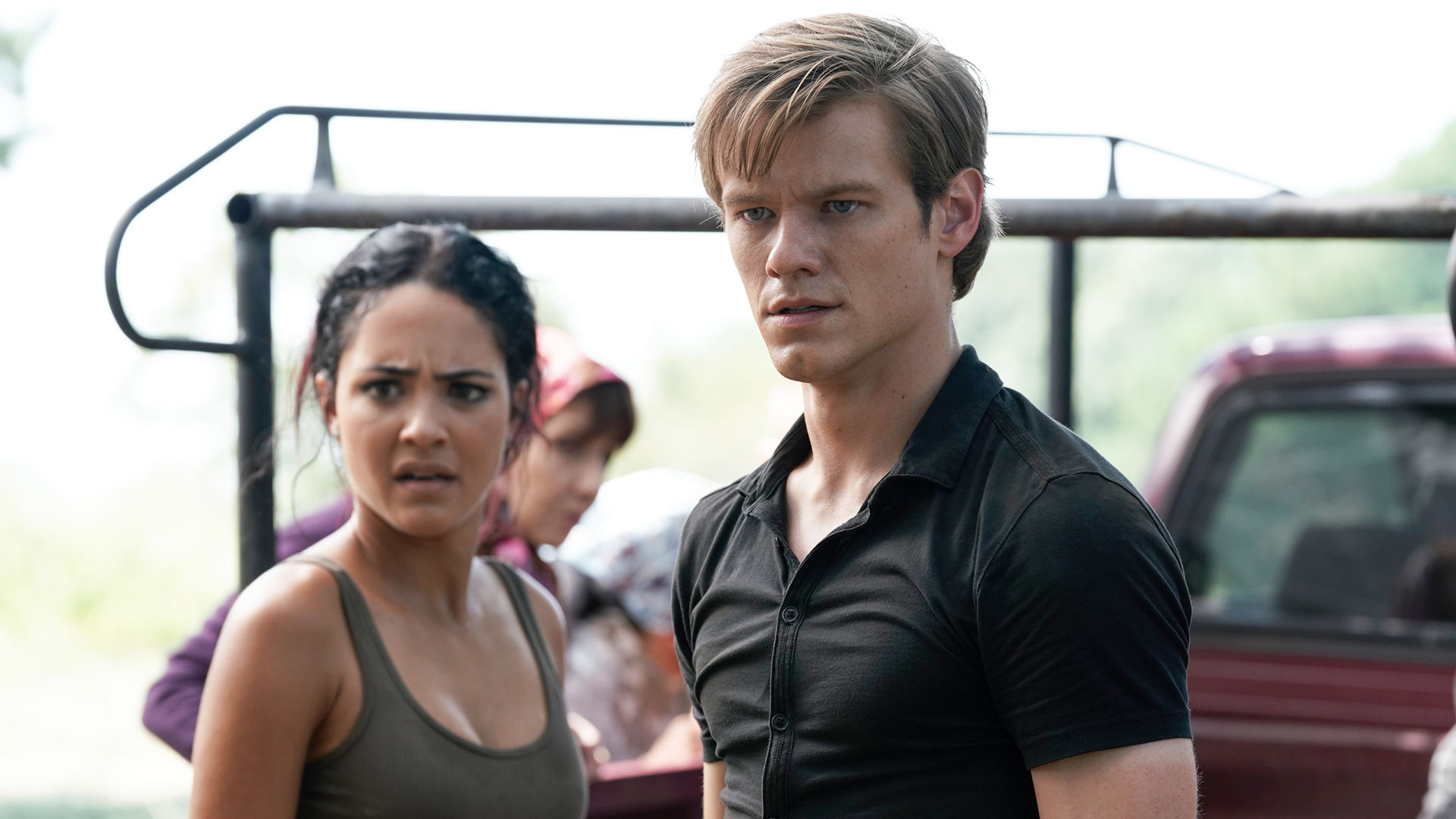 MacGyver — s04e06 — Right + Wrong + Both + Neither