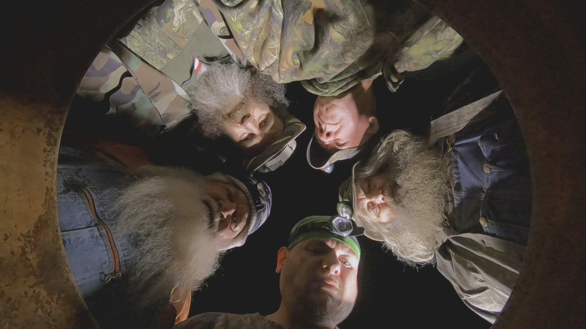 Горные монстры — s07e08 — The Den of the Smoke Wolves