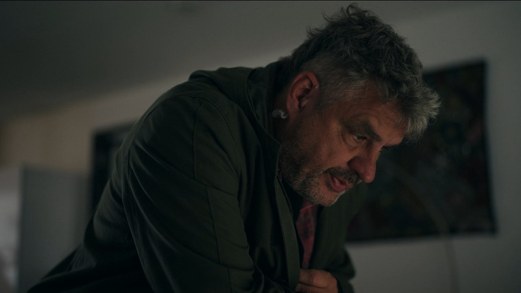 Слепой Шерлок — s01e05 — Aflevering 5