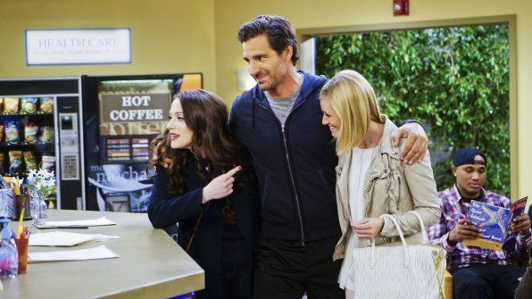 2 Broke Girls — s05e19 — And the Attack of the Killer Apartment