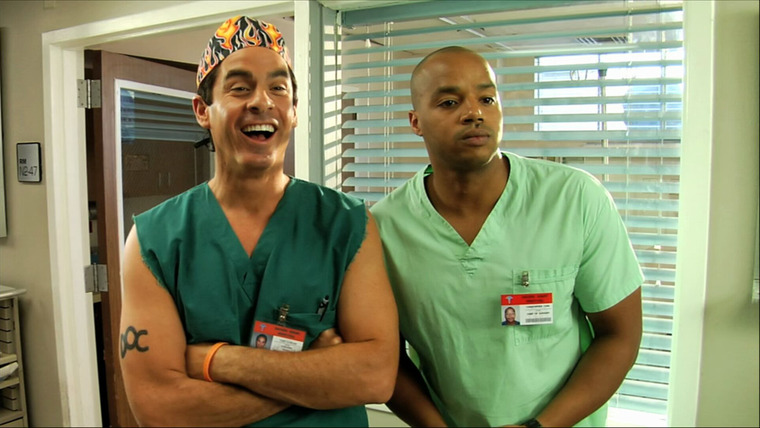 Scrubs: Interns — s01e09 — Our Meeting with Turk and the Todd