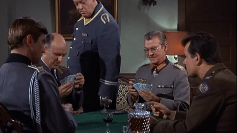 Hogan's Heroes — s04e07 — Never Play Cards with Strangers