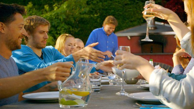 James Martin: Home Comforts — s02e06 — Crowd Pleasers