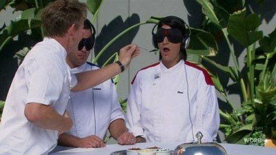 Hell's Kitchen — s13e11 — 8 Chefs Compete