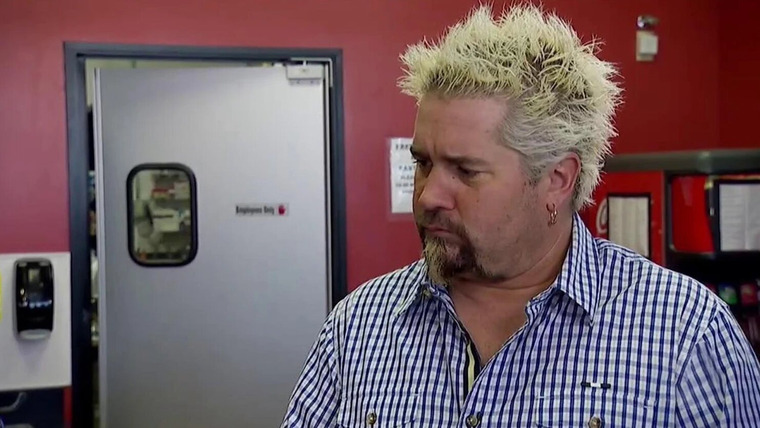 Diners, Drive-Ins and Dives — s2015e09 — To Bakersfield and Beyond