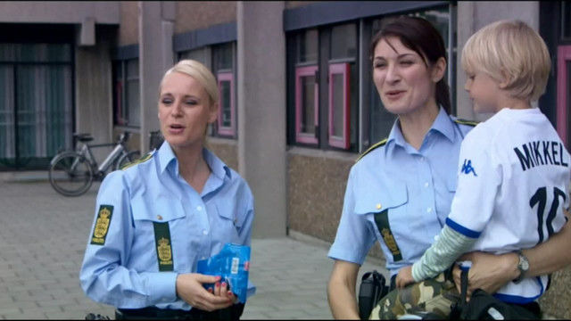 Anna Pihl — s01e01 — Ny betjent på Bellahøj