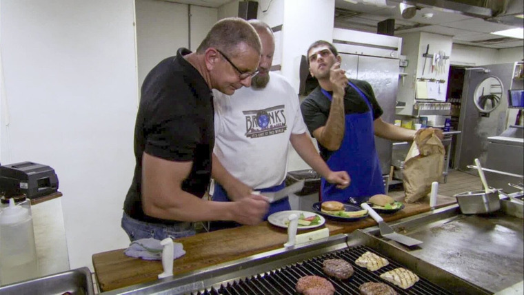 Restaurant: Impossible — s05e03 — Bronk's Bar and Grill