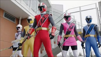 Power Rangers — s24e02 — Forged in Steel