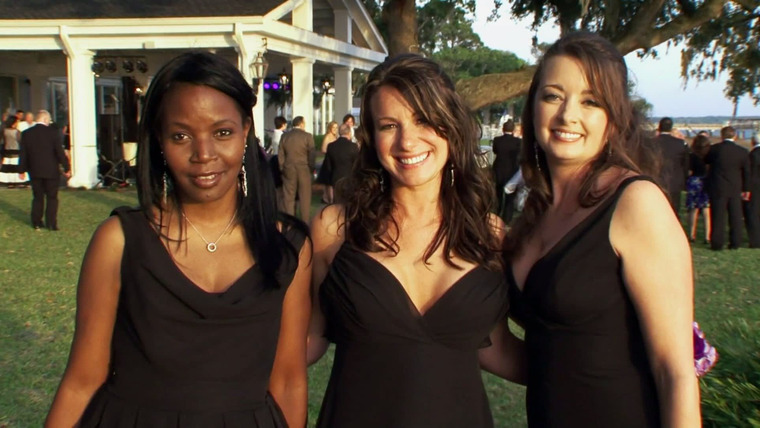 Say Yes to the Dress: Bridesmaids — s01e02 — Fur Muffs and Fickle Friends