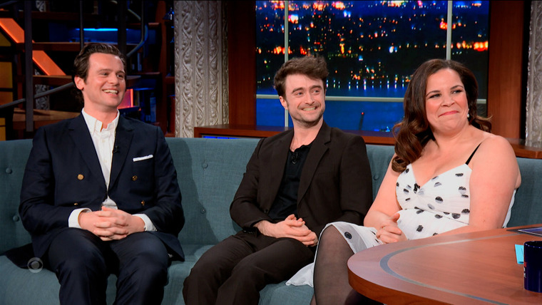 The Late Show with Stephen Colbert — s2023e64 — Daniel Radcliffe, Jonathan Groff, Lindsay Mendez, Arlo Parks