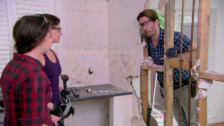 Property Brothers — s2015e04 — Squashing Sibling Rivalry by Going from Cramped to Spacious