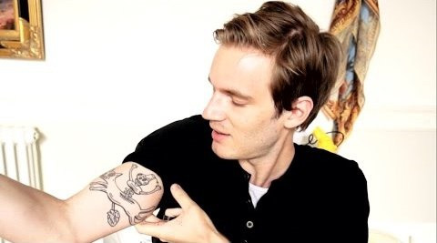 PewDiePie — s06e416 — 39 MILLION // MY TATTOOS // SHOUT-OUT COMPETITION!