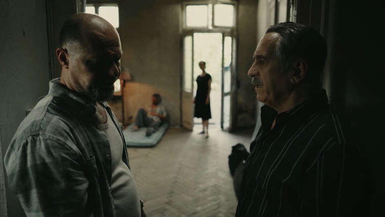 Татуту — s01e12 — Dujmanii n-are copiii lor vină