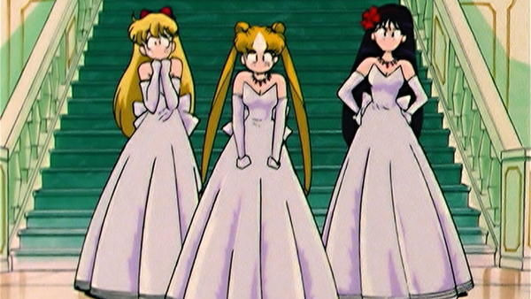 Bishoujo Senshi Sailor Moon — s01e37 — Let's Become a Princess: Usagi's Bizarre Training