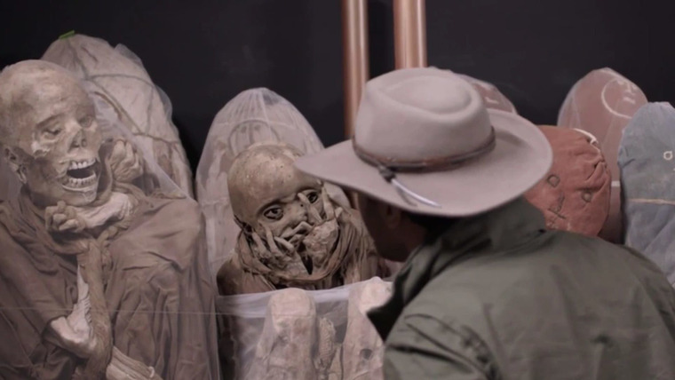 Mummies Unwrapped — s01e03 — The Cursed Mummy Tribe