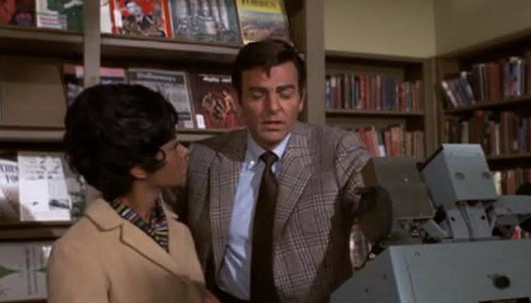 Mannix — s03e13 — Tooth of the Serpent