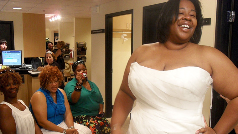 Say Yes to the Dress: Atlanta — s01e09 — When Push Turns to Shove