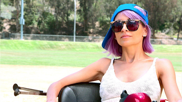 Candidly Nicole — s01e04 — How to Be Short