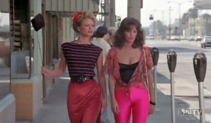 Charlie's Angels — s04e08 — Angels on the Street