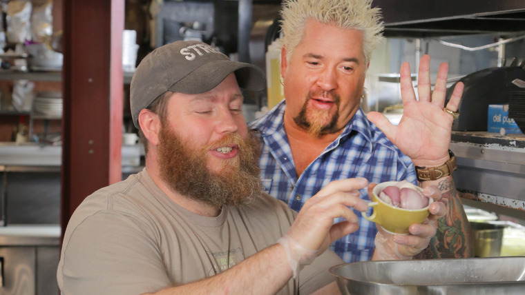 Diners, Drive-Ins and Dives — s2016e19 — Sausage, Seafood and Shawarma