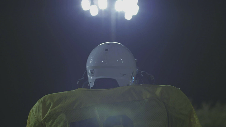 Murder Under the Friday Night Lights — s01e02 — Where is Tom Brown?