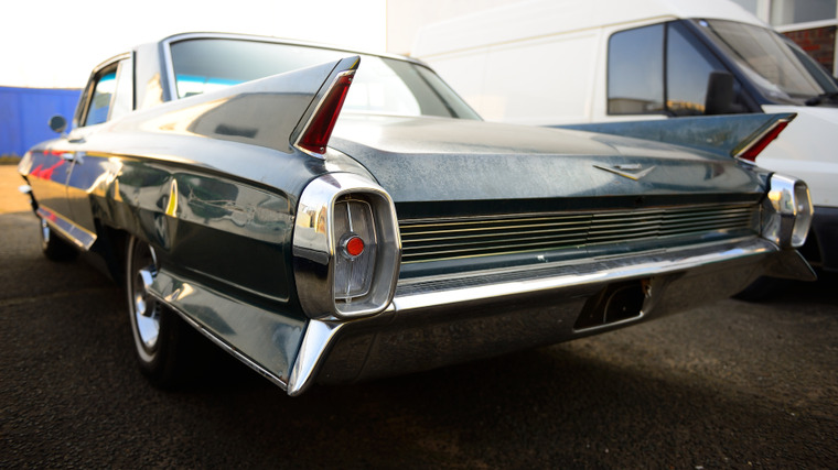 Wheeler Dealers — s10e12 — Cadillac Coupe de Ville