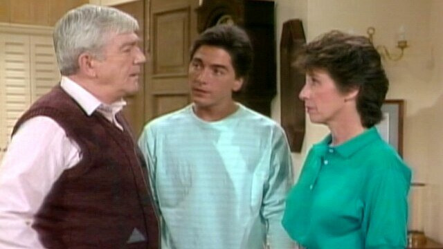 Charles in Charge — s03e07 — The Extremely Odd Couple