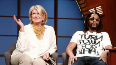 Late Night with Seth Meyers — s2014e09 — Martha Stewart, Lil Jon