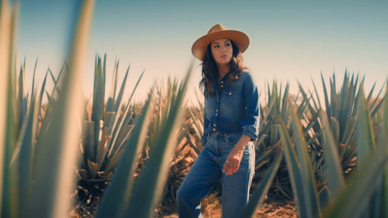 Eva Longoria: Searching for Mexico — s01e05 — Jalisco