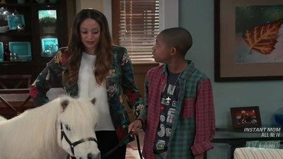 Instant Mom — s03e11 — Off the Hook