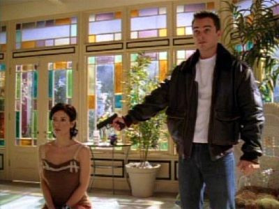 Charmed — s07e09 — There's Something About Leo