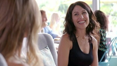 Girlfriends' Guide to Divorce — s02e10 — Rule #36: If You Can't Stand the Heat, You're Cooked